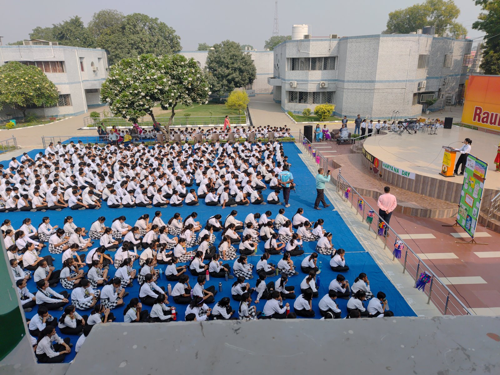 Raunaq Public School